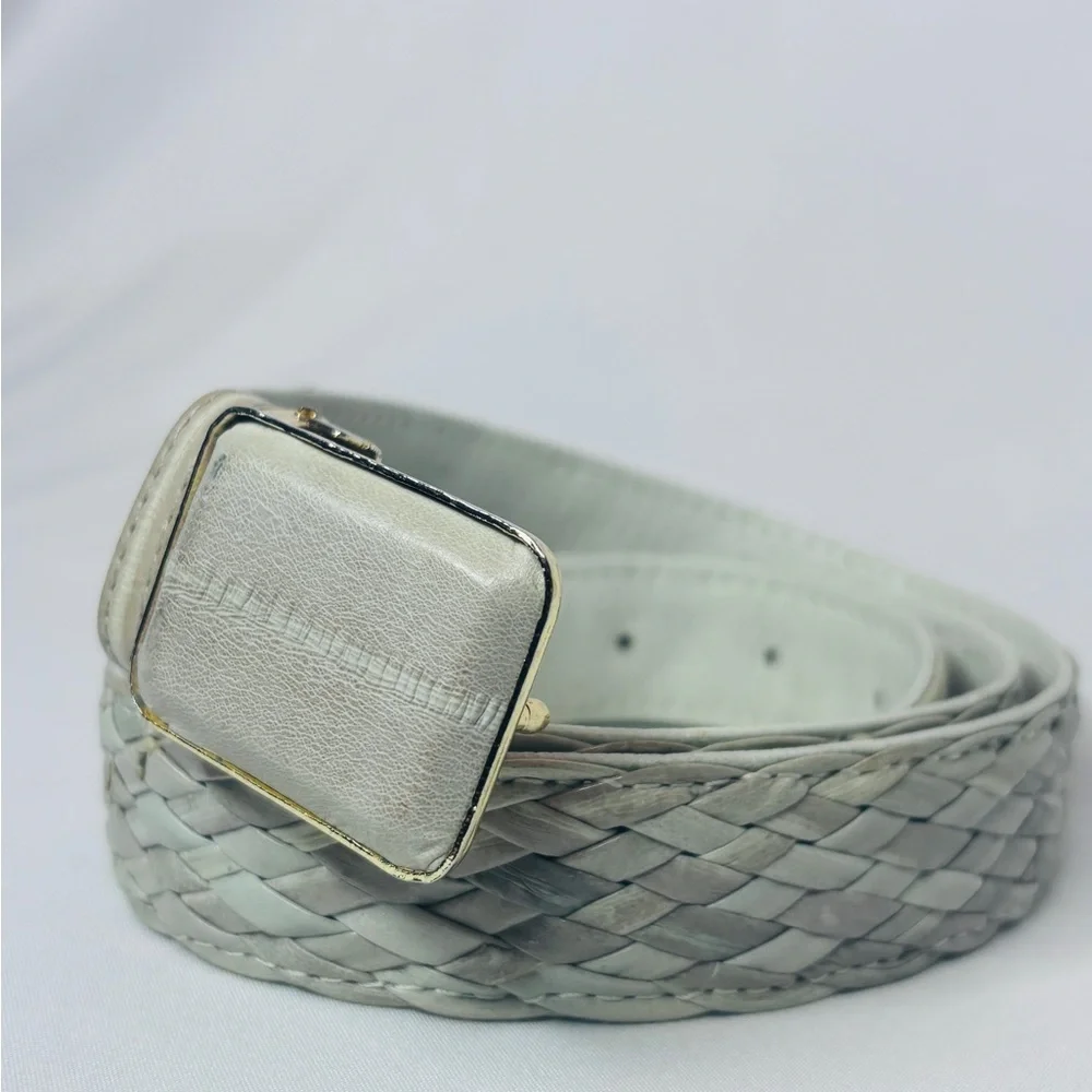 Vintage 90's Women's Leather Braided Woven Mint Sea foam Green Belt L‎